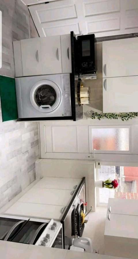 Apartment Cheerful 2 Bedroom House *